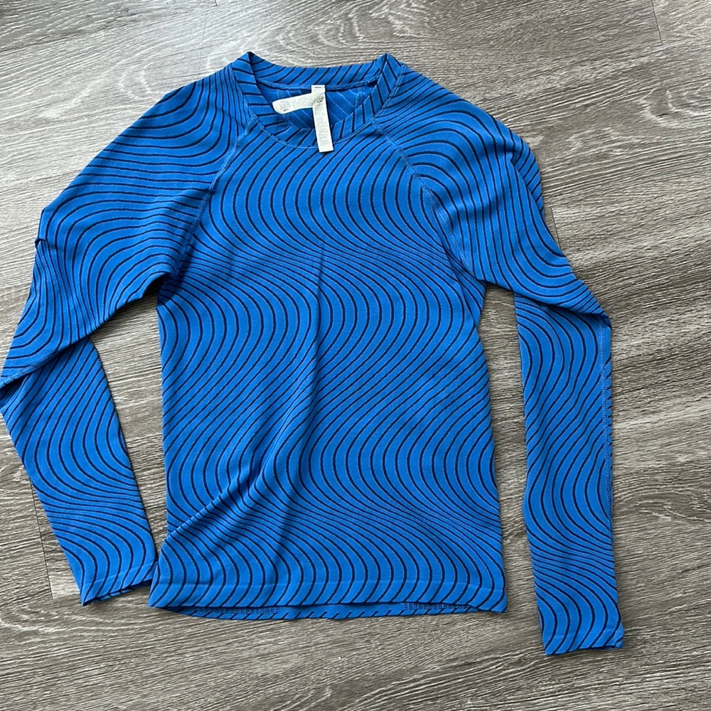 Athleta Long Sleeve - Size Small